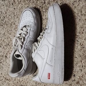 Nike Air Force 1 Supreme